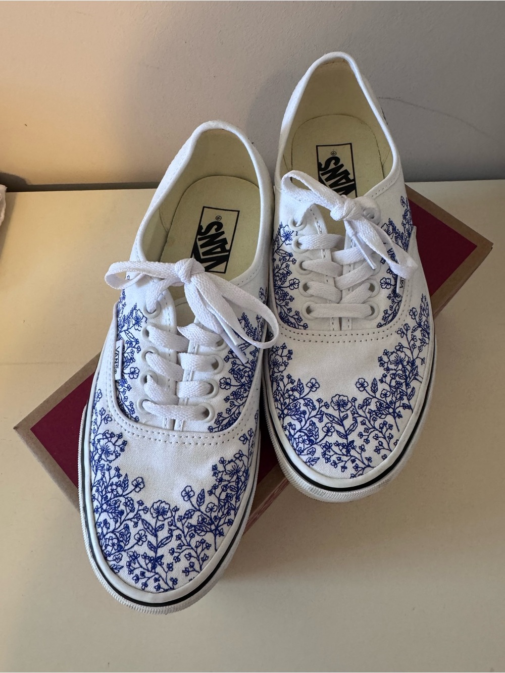 Vans Authentic Spring Floral Skate Shoe - White / True Blue - 9